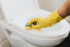 Les astuces bio pour nettoyer ses toilettes