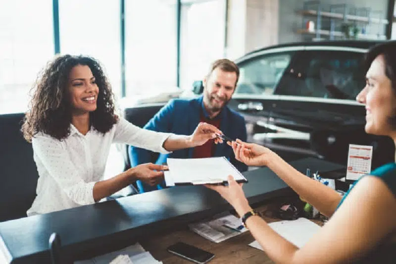 Quels documents pour vendre sa voiture à un particulier