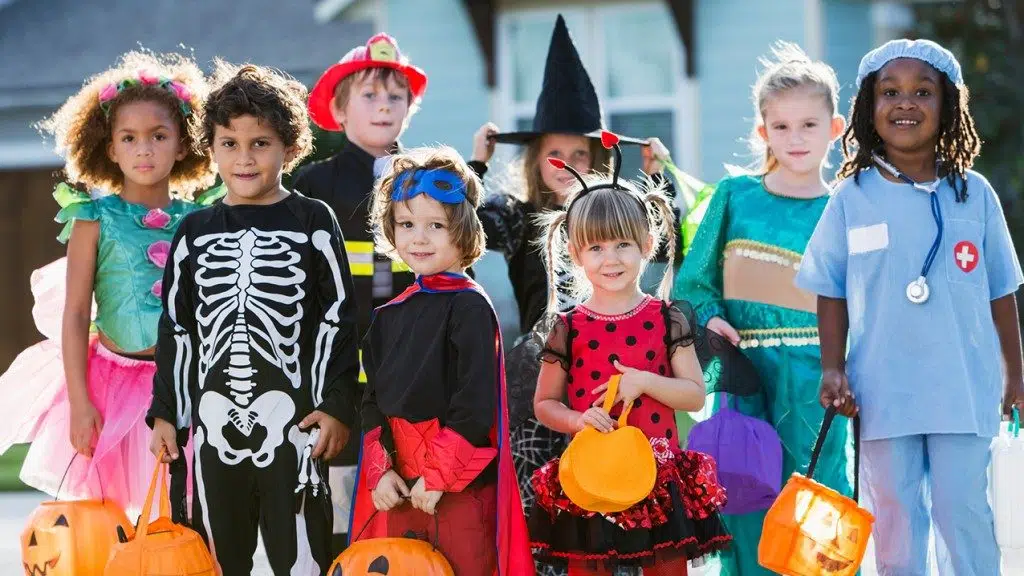 déco d'Halloween fabriquer avec un enfant de 12 ans