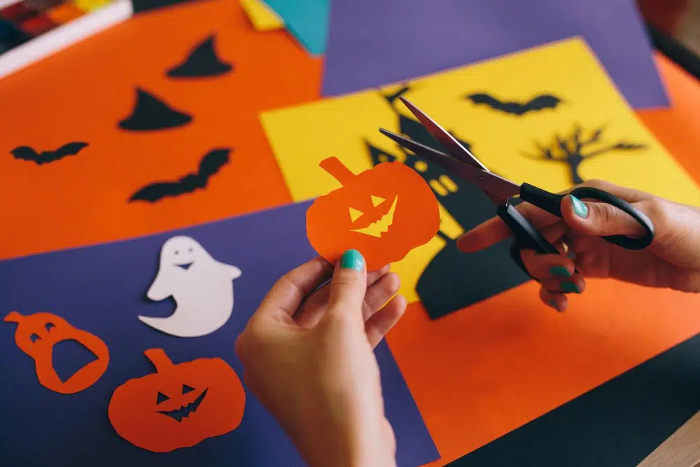 déco d'Halloween fabriquer avec un enfant de 8 ans