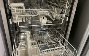 Comment nettoyer efficacement votre lave-vaisselle ?
