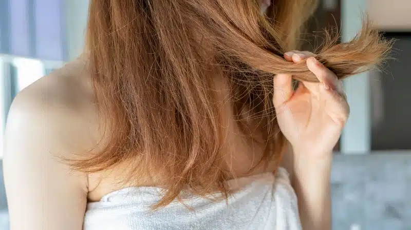 Cheveux forts et brillants les astuces naturelles à connaître