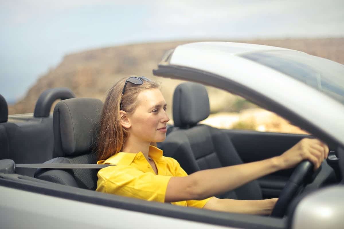 ado  voiture