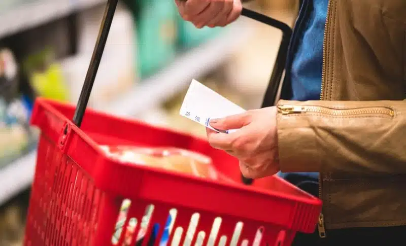 Stop aux dépenses inutiles découvrez 10 alternatives gratuites aux produits du quotidien