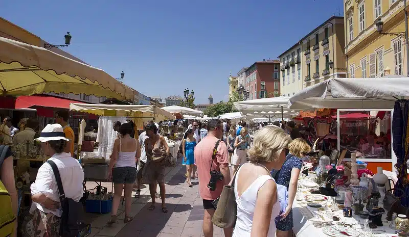 Week-end vintage les marchés et brocantes à explorer pour faire des trouvailles à petit prix