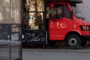 Ouvrir un camion pizza : comment trouver des fournisseurs de qualité