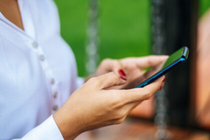 Les solutions pratiques de paiement par sms chez les opérateurs télécom français